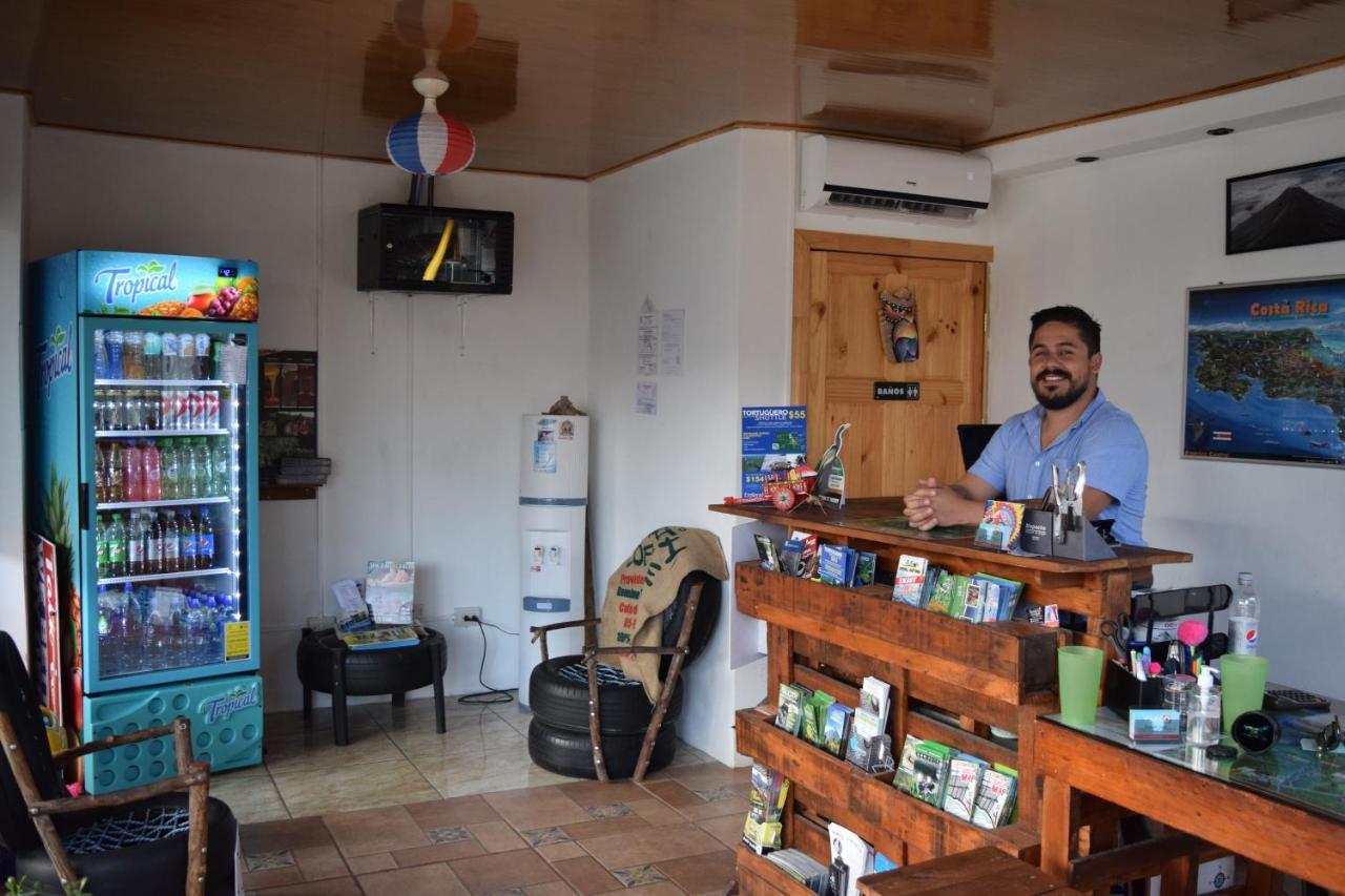 Arenal Container Hostel La Fortuna Extérieur photo