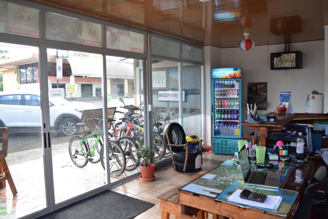 Arenal Container Hostel La Fortuna Extérieur photo