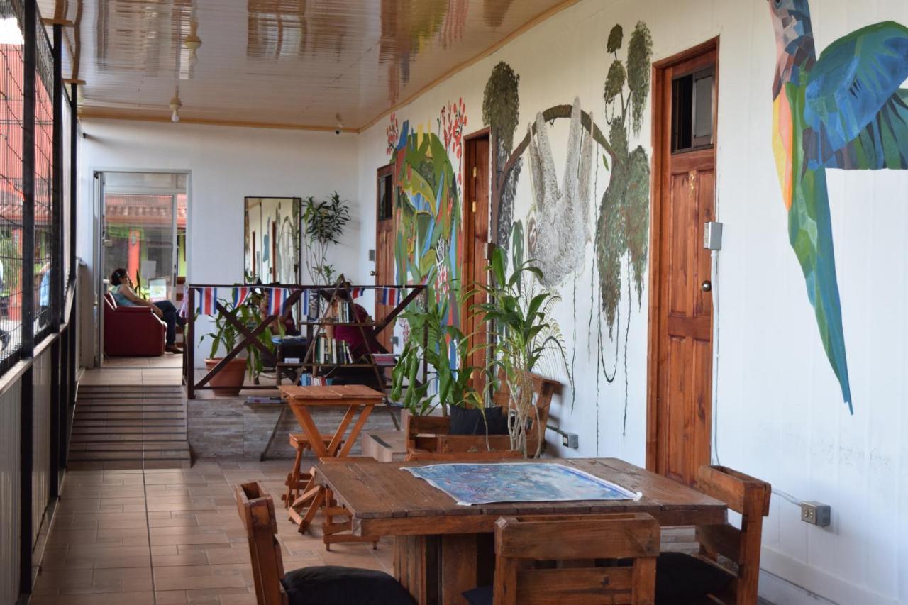 Arenal Container Hostel La Fortuna Extérieur photo