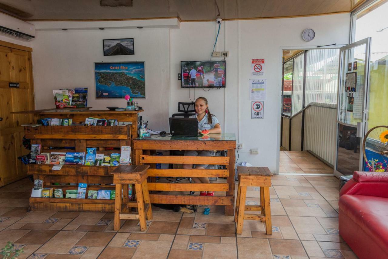 Arenal Container Hostel La Fortuna Extérieur photo